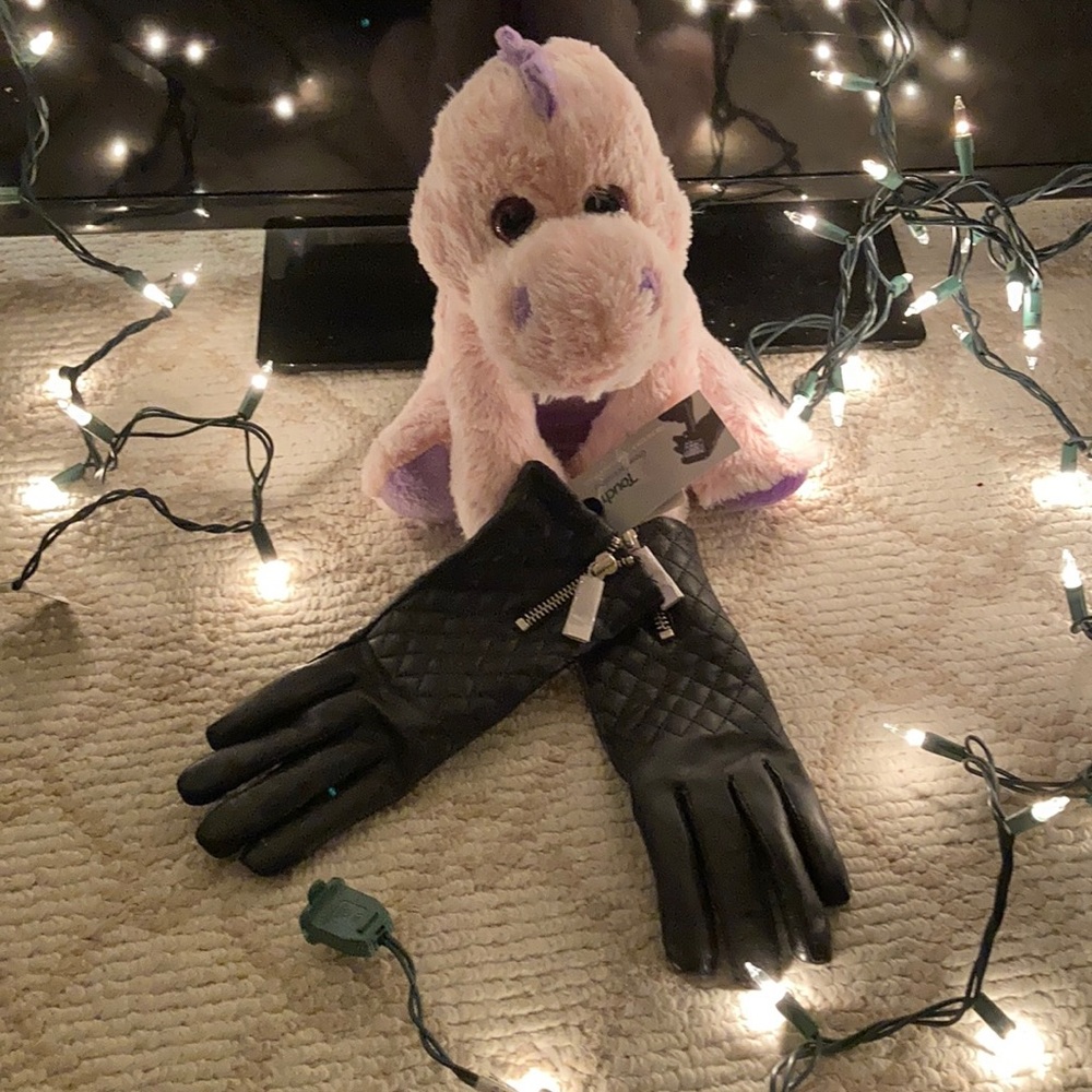 One touch gloves